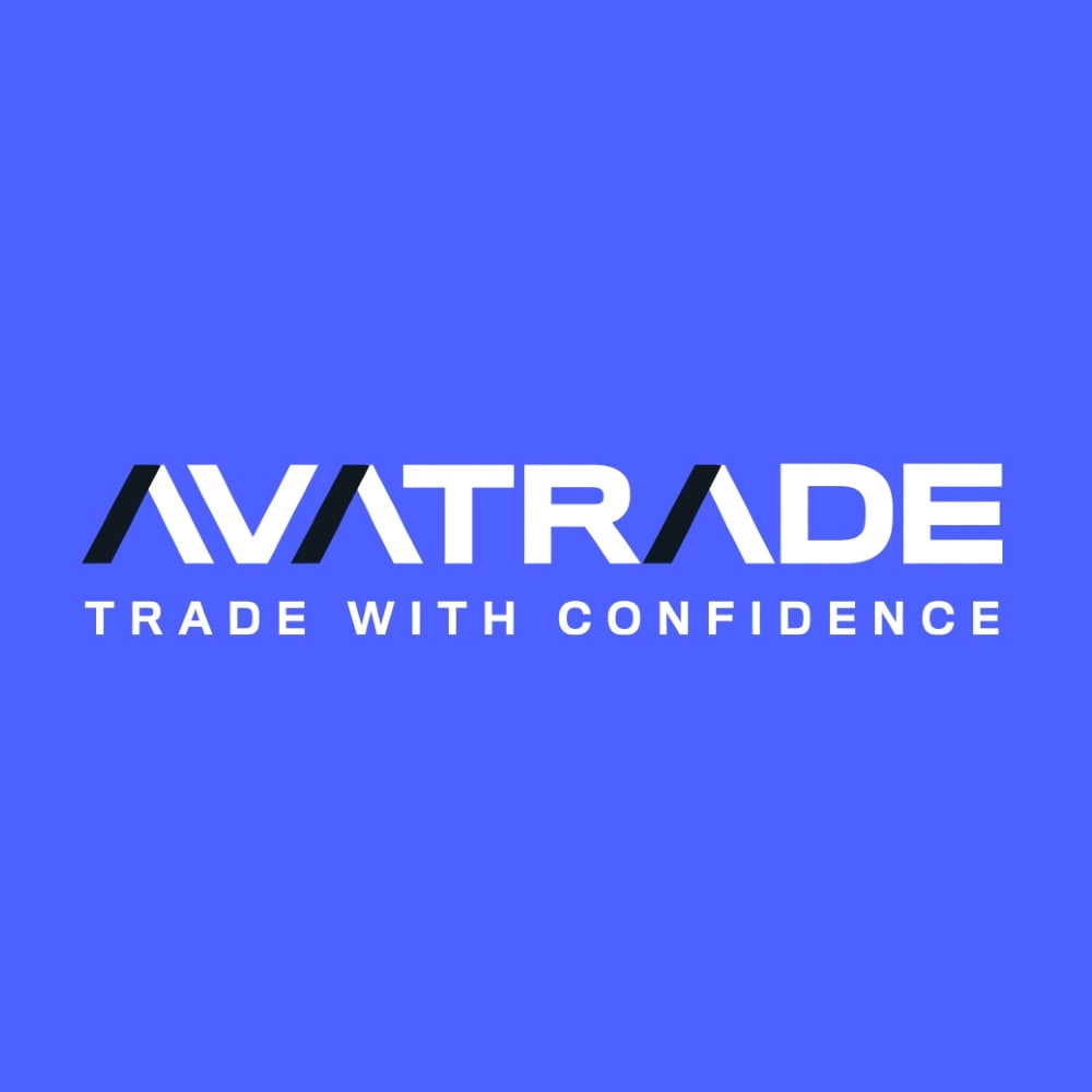avatrade trading review 2025 with platform features
